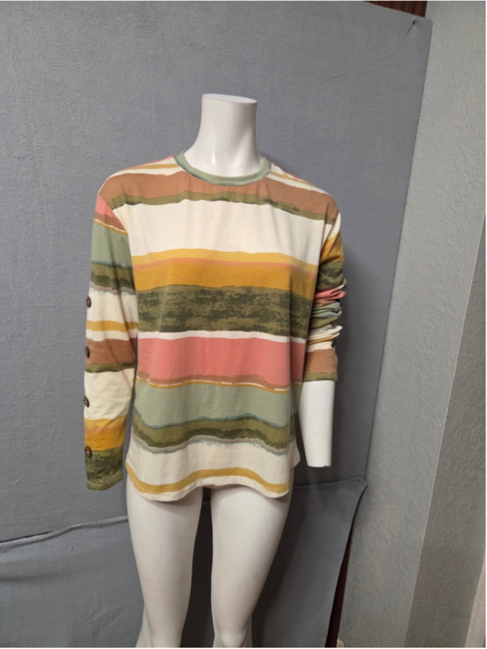 Women's Truself Long Sleeve Tee Size S Beige Green Striped Button Detail P2p 20